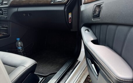Mercedes-Benz E-Класс, 2010 год, 1 500 000 рублей, 10 фотография