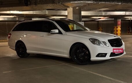 Mercedes-Benz E-Класс, 2010 год, 1 500 000 рублей, 6 фотография