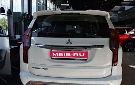 Mitsubishi Montero Sport, 2023 год, 6 150 000 рублей, 7 фотография