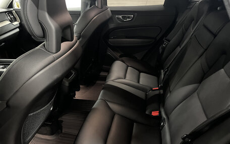 Volvo XC60 II, 2018 год, 3 850 000 рублей, 16 фотография