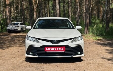 Toyota Camry, 2021 год, 2 978 000 рублей, 8 фотография