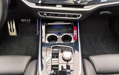 BMW X7, 2023 год, 15 990 000 рублей, 10 фотография