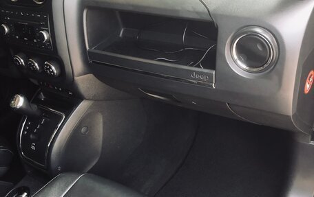 Jeep Liberty (Patriot), 2010 год, 1 120 000 рублей, 8 фотография