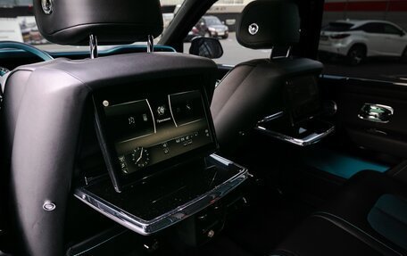 Rolls-Royce Cullinan, 2023 год, 42 500 000 рублей, 8 фотография