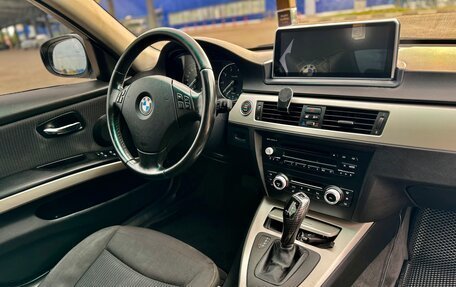 BMW 3 серия, 2011 год, 790 000 рублей, 18 фотография