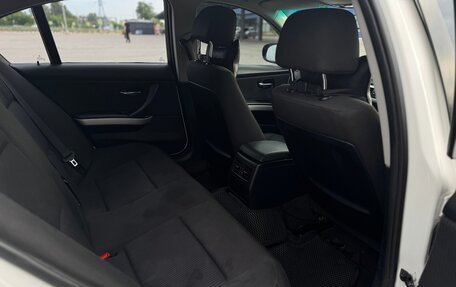 BMW 3 серия, 2011 год, 790 000 рублей, 22 фотография