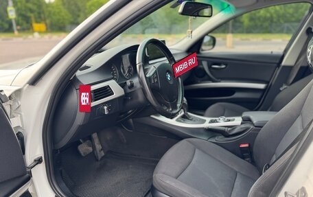 BMW 3 серия, 2011 год, 790 000 рублей, 12 фотография