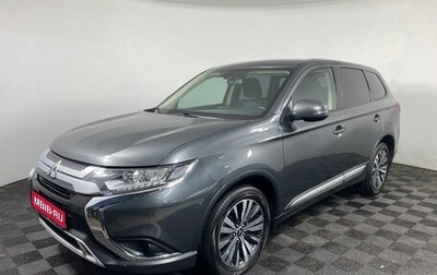 Mitsubishi Outlander III рестайлинг 3, 2019 год, 1 950 000 рублей, 1 фотография