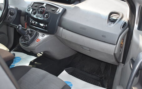Renault Scenic III, 2005 год, 260 000 рублей, 9 фотография
