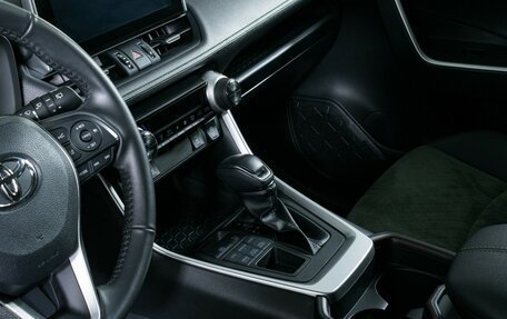 Toyota RAV4, 2023 год, 3 790 000 рублей, 18 фотография