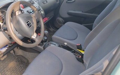 Honda Jazz I рестайлинг, 2004 год, 680 000 рублей, 1 фотография