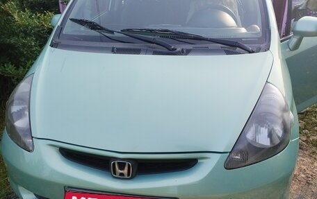 Honda Jazz I рестайлинг, 2004 год, 680 000 рублей, 2 фотография