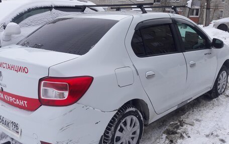Renault Logan II, 2017 год, 490 000 рублей, 9 фотография