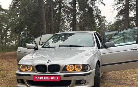 BMW 5 серия, 1998 год, 900 000 рублей, 2 фотография