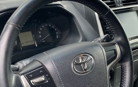 Toyota Land Cruiser Prado 150 рестайлинг 2, 2018 год, 3 700 000 рублей, 9 фотография
