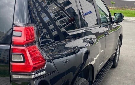 Toyota Land Cruiser Prado 150 рестайлинг 2, 2018 год, 3 700 000 рублей, 7 фотография