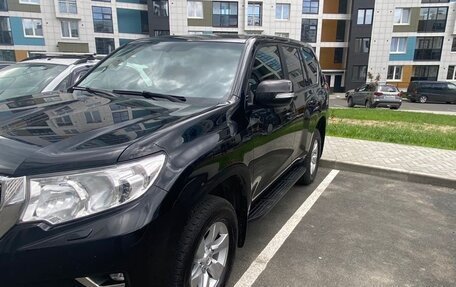 Toyota Land Cruiser Prado 150 рестайлинг 2, 2018 год, 3 700 000 рублей, 14 фотография