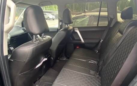Toyota Land Cruiser Prado 150 рестайлинг 2, 2018 год, 3 700 000 рублей, 13 фотография