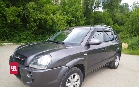 Hyundai Tucson III, 2008 год, 885 000 рублей, 2 фотография