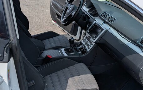 Volkswagen Passat CC I рестайлинг, 2014 год, 2 150 000 рублей, 10 фотография