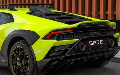 Lamborghini Huracán, 2024 год, 45 000 000 рублей, 10 фотография