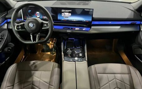 BMW 5 серия, 2024 год, 8 899 000 рублей, 15 фотография