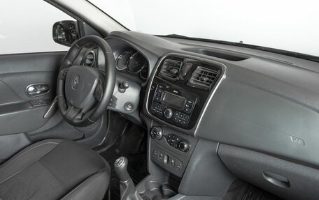 Renault Sandero II рестайлинг, 2017 год, 902 000 рублей, 5 фотография