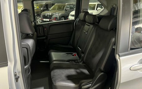 Honda Freed I, 2015 год, 1 250 000 рублей, 16 фотография