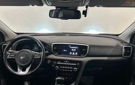 KIA Sportage IV рестайлинг, 2020 год, 2 399 000 рублей, 15 фотография