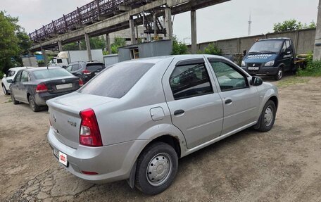 Renault Logan I, 2015 год, 395 000 рублей, 4 фотография