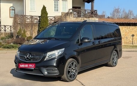 Mercedes-Benz V-Класс, 2017 год, 5 200 000 рублей, 2 фотография