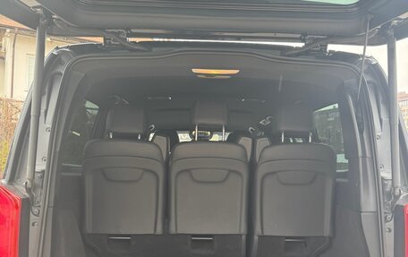 Mercedes-Benz V-Класс, 2017 год, 5 200 000 рублей, 6 фотография