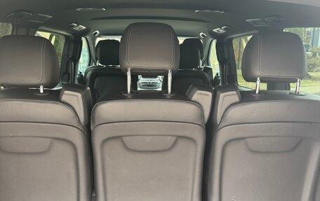 Mercedes-Benz V-Класс, 2017 год, 5 200 000 рублей, 7 фотография
