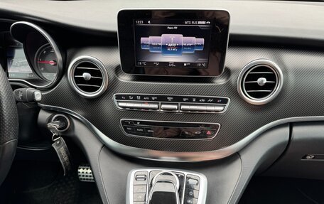 Mercedes-Benz V-Класс, 2017 год, 5 200 000 рублей, 18 фотография
