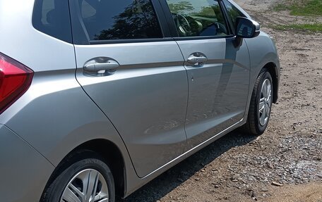 Honda Fit III, 2019 год, 1 500 000 рублей, 3 фотография
