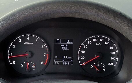 Hyundai Solaris II рестайлинг, 2018 год, 1 300 000 рублей, 13 фотография