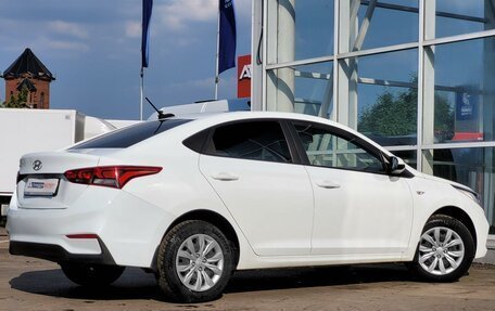 Hyundai Solaris II рестайлинг, 2018 год, 1 300 000 рублей, 6 фотография