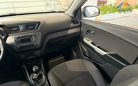 KIA Rio III рестайлинг, 2013 год, 710 000 рублей, 17 фотография