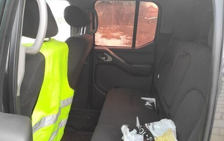Nissan Navara (Frontier), 2007 год, 1 100 000 рублей, 6 фотография