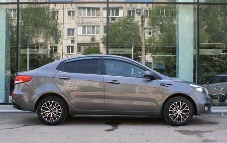 KIA Rio III рестайлинг, 2015 год, 600 000 рублей, 4 фотография