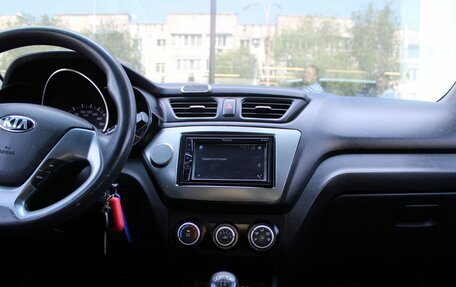 KIA Rio III рестайлинг, 2015 год, 600 000 рублей, 12 фотография