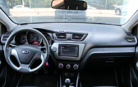 KIA Rio III рестайлинг, 2015 год, 600 000 рублей, 11 фотография