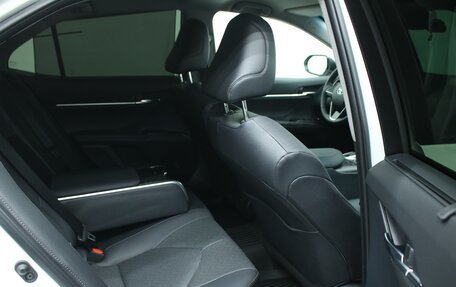 Toyota Camry, 2022 год, 3 966 000 рублей, 4 фотография