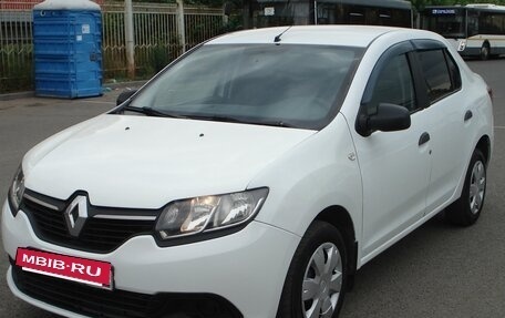 Renault Logan II, 2016 год, 580 000 рублей, 2 фотография