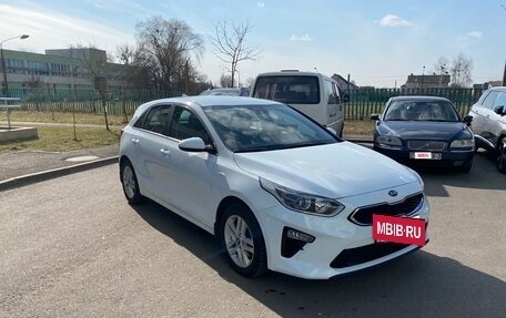 KIA cee'd III, 2018 год, 1 370 000 рублей, 2 фотография