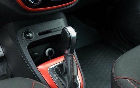 Renault Kaptur I рестайлинг, 2018 год, 1 600 000 рублей, 15 фотография