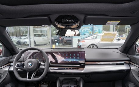 BMW 5 серия, 2024 год, 6 250 000 рублей, 9 фотография