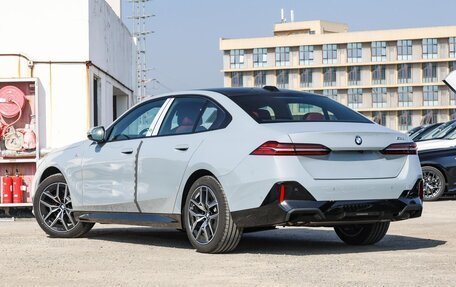 BMW 5 серия, 2024 год, 6 250 000 рублей, 7 фотография