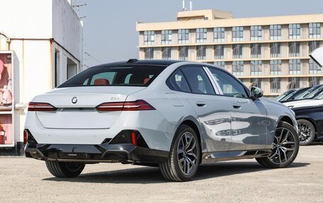 BMW 5 серия, 2024 год, 6 250 000 рублей, 8 фотография