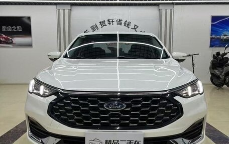 Ford Escort, 2022 год, 1 100 000 рублей, 3 фотография